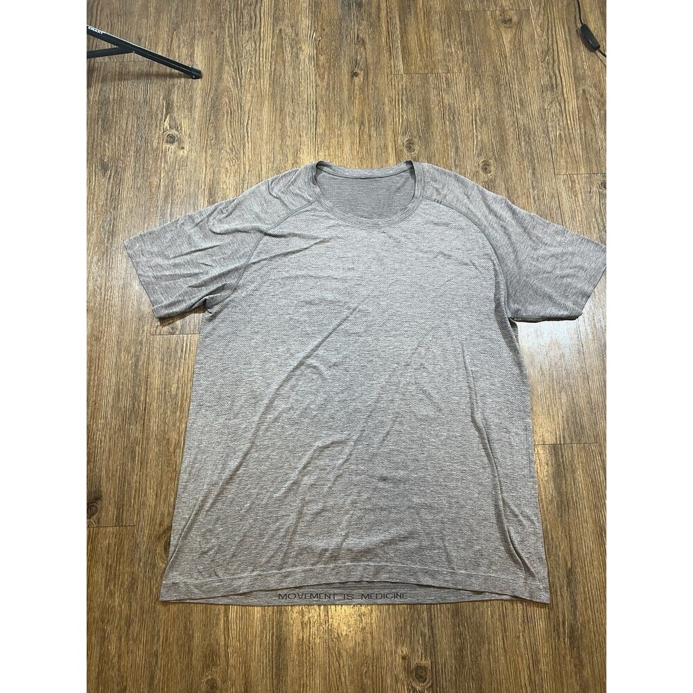 Lululemon Metal Vent Tech Short Sleeve Shirt Men's Size XXL Gray